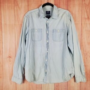Gap Mens Denim Shirt Large Light Wash Blue 100% Cotton Long Sleeve Chambray